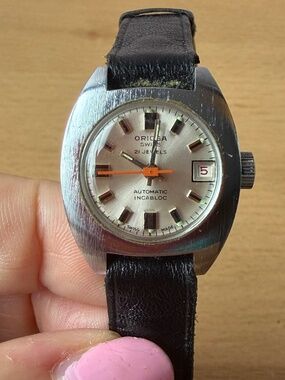 VINTAGE ORIOSA Date 21 Jewels Ladies Automatic Watch Steel Black Works Perfectly